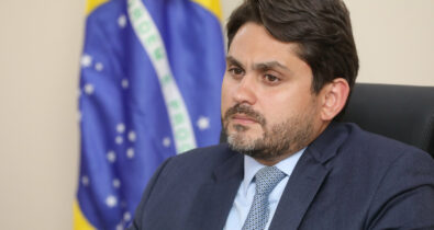 Ministro Juscelino Filho tem bens bloqueados pelo Supremo