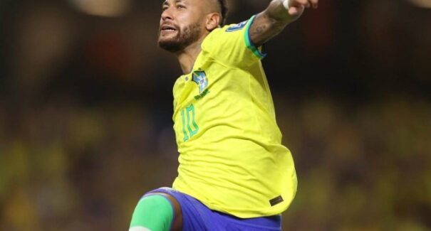 Seleção inicia preparação para a Copa sem Neymar em campo