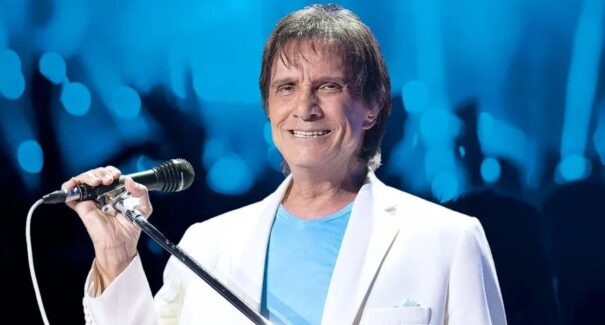 Noite de grandes emoções: Roberto Carlos faz show em São Luís