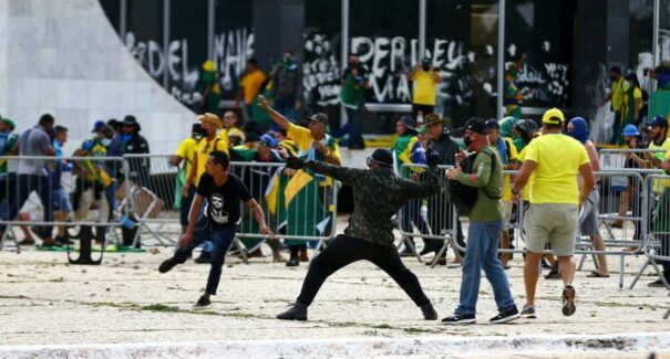 8 de janeiro: Lula promove ato pela democracia para marcar três anos da data