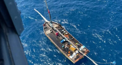 Pescadores são resgatados após seis dias à deriva em alto mar no Maranhão