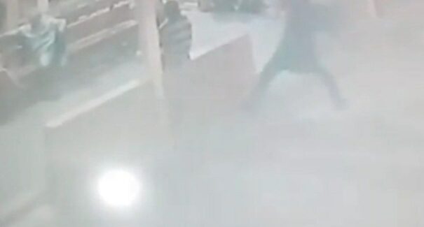 Em Imperatriz, homem em situação de rua é agredido com pedaço de concreto