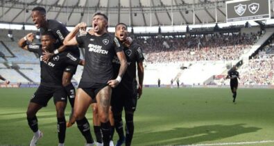 Botafogo resolve rápido contra o Flu e vence a primeira sem Lage
