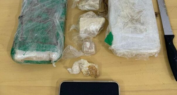 Mulher é presa em flagrante fazendo delivery de drogas no Vinhais