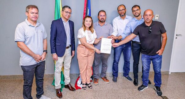 Iracema Vale reúne-se com representantes do ciclismo, triathlon e corredores de rua de São Luís