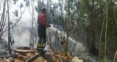 Incêndio atinge terreno na Avenida Castelo Branco, em São Luís