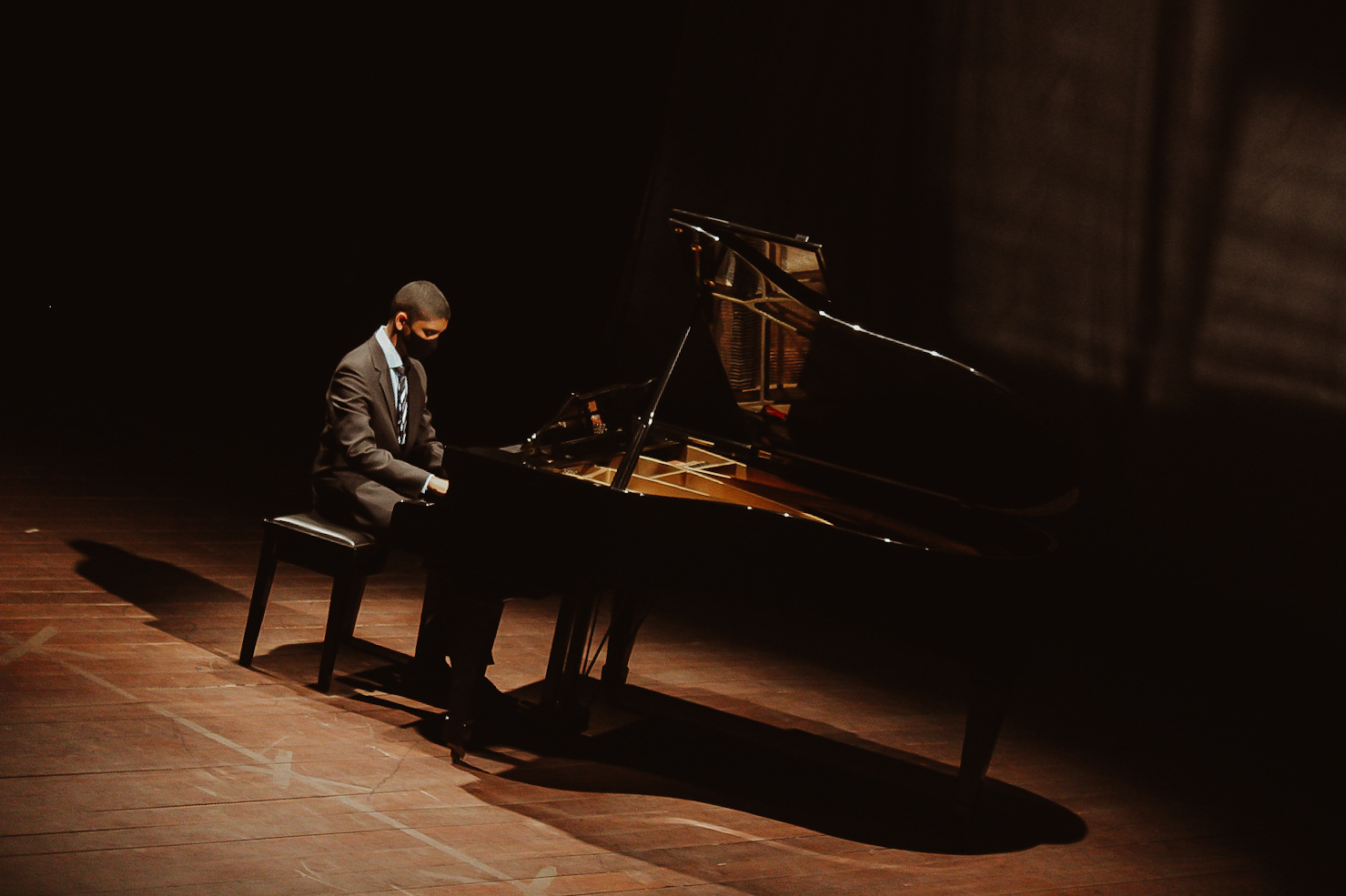 Antigo brinquedo da ESTRELA ESCOLA MUSICAL. Piano em fo