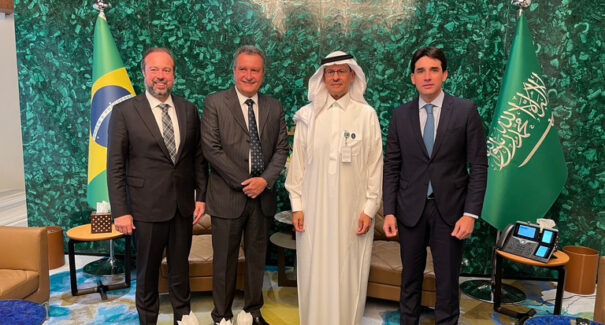 Na Arábia Saudita, ministro Rui Costa inicia agenda preparatória para a chegada do presidente Lula