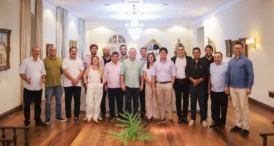 Brandão se reúne com lideranças de 13 partidos pra discutir as eleições municipais