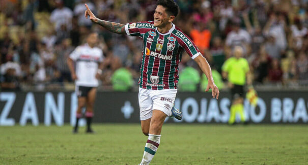 Em “rodada” dos jogos atrasados, FLU bate São Paulo no “jogo das faixas”