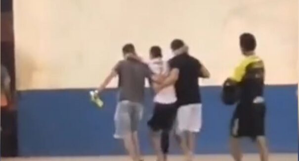 Jovens são baleados durante partida de futsal no interior do MA