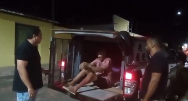 Homem é preso suspeito de agredir  a própria mãe de 93 anos