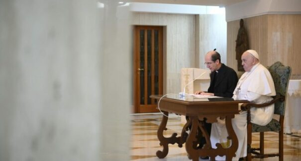 Papa: “O clima ameaça a Terra, vou à COP28 pedir para protegê-la”
