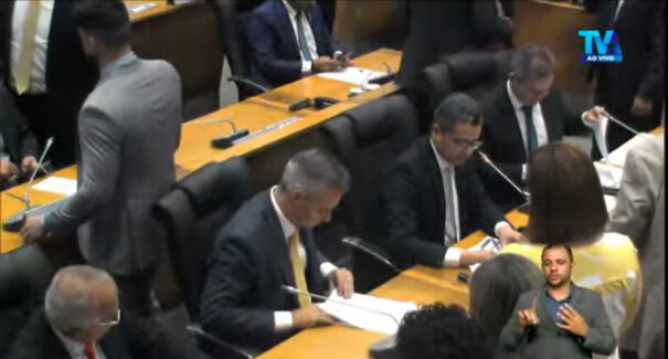 Governador do MA solicita autorização para fazer empréstimo de até R$ 350 milhões