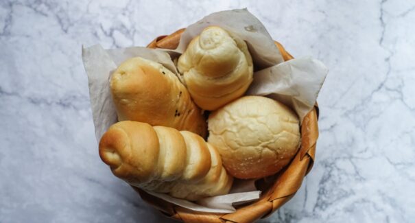 Celebrando o dia do trigo: sete tipos de pão e seus usos em receitas