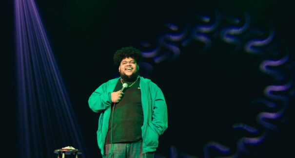 Vitão Santiago apresenta stand-up “Roda o Show”, em São Luís