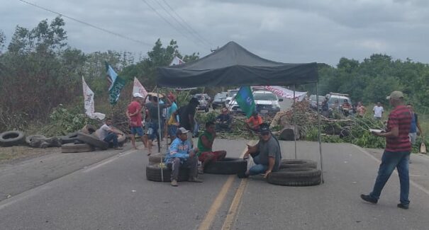 Manifestantes bloqueiam BR-316 no Maranhão em protesto contra grilagem de terras