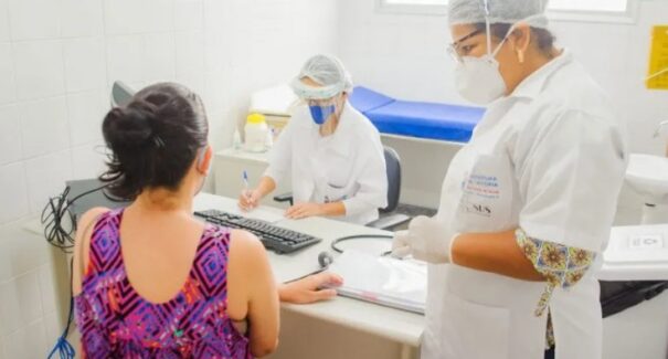 Mulheres passam a ter direito a acompanhante em atendimento de saúde