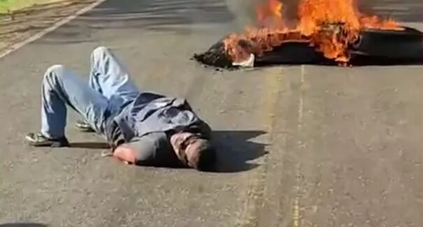 PM é amarrado e esfaqueado por manifestantes durante protesto no Maranhão