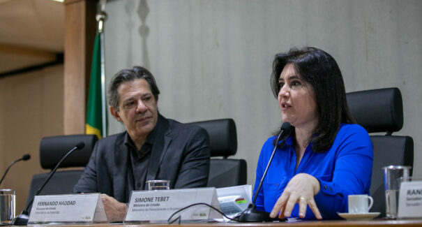 Governo eleva projeção de déficit nas contas públicas para R$ 177,4 bilhões este ano