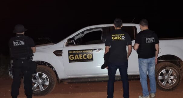 Operação em Buriticupu: Viaturas do Gaeco são vistas na residência do prefeito João Carlos