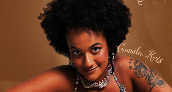 Camila Reis faz show para lançar novo álbum “Canções de uma Mulher Preta”