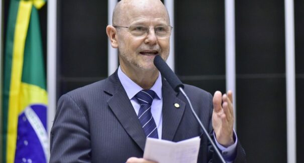 Comissão Mista de Orçamento pode votar Plano Plurianual nesta terça