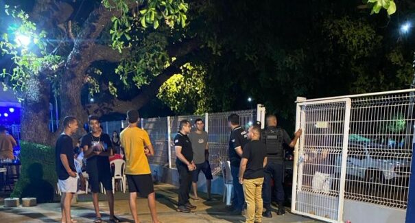 Projeto de lei exige formação de vigilantes em bares, festas e restaurantes