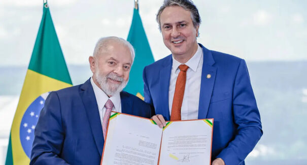 Lula sanciona lei que cria poupança para alunos do ensino médio