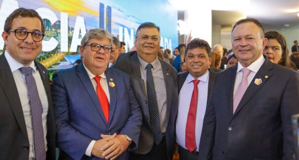 Governador Brandão reafirma valores democráticos em evento nacional contra atos do 8 de Janeiro