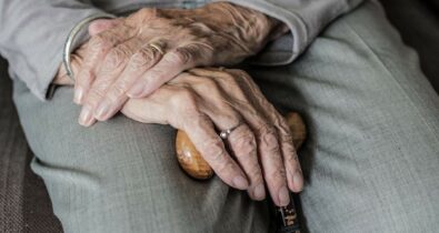 Longevidade aumentou em quase todo o mundo, diz estudo