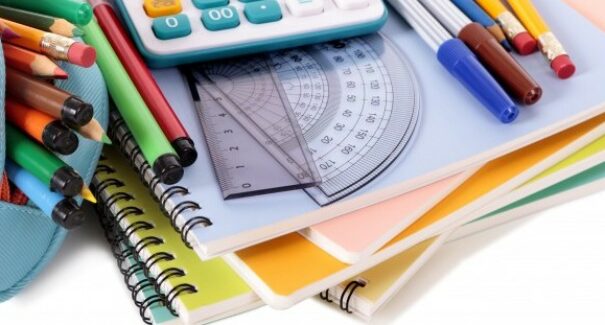 Procon/MA encontra variação de mais de 250% em preços de itens de material escolar