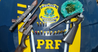 Dupla é detida pela PRF com armas e maconha na BR-222, no MA