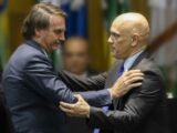 Alexandre de Moraes pede avaliação da PGR sobre arquivamento de inquérito contra Bolsonaro