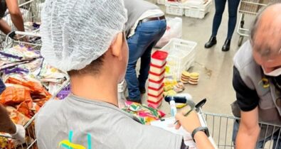 Operação apreende quase uma tonelada de alimentos impróprios para consumo, em Açailândia