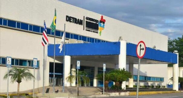 Detran-MA prorroga reajuste da taxa de licenciamento de veículos