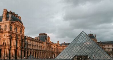 Museu do Louvre para amantes da arte: Dicas para aproveitar cada galeria e adquirir ingressos com desconto
