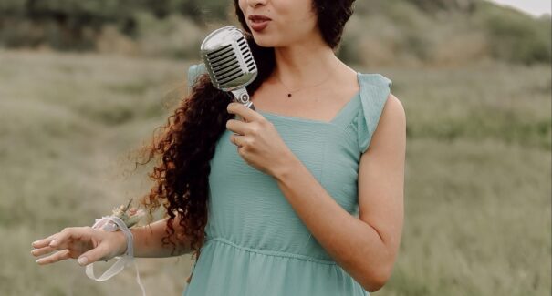 Show da cantora Janete Rocha no Dia Internacional da Mulher na Villa do Vinho Bistrô