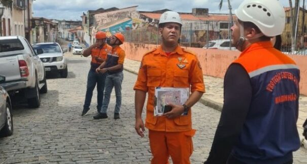 Corpo de Bombeiros realiza vistoria em prédios do Centro Histórico