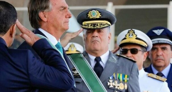 Baptista Jr. disse que ex-comandante do Exército ameaçou prender Bolsonaro