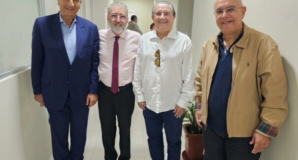 Rico debate sobre sistema de saúde pública com Dr. Raul Cutait