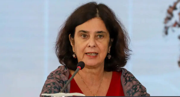 Acordo para produção nacional da Qdenga sairá em breve, diz ministra