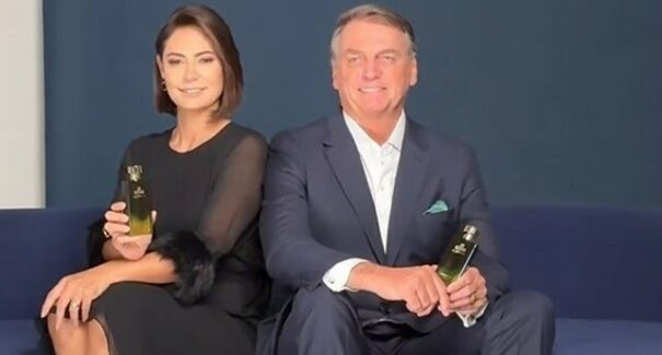 Perfume de Jair Bolsonaro esgota em seis horas na pré-venda