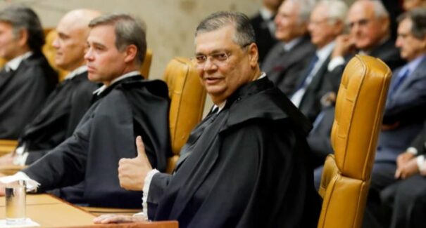 Câmara e Senado contestam restrições de Flávio Dino às emendas Pix