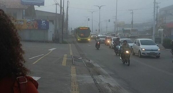 São Luís amanhece encoberta por uma forte neblina nesta segunda-feira (18)