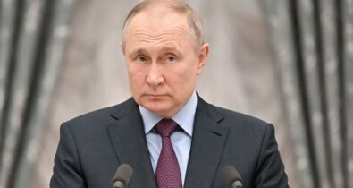 Putin garante permanência no poder até 2030 com ampla vitória nas eleições