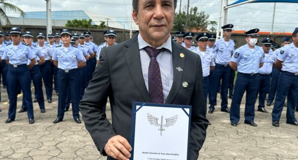 Presidente do CDE do Sebrae Maranhão é homenageado pela Força Aérea Brasileira