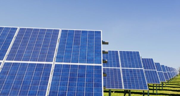 Correios lança edital para aquisição de energia renovável
