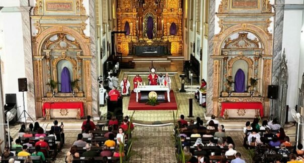 Semana Santa: confira a programação de igrejas e paróquias da Grande Ilha