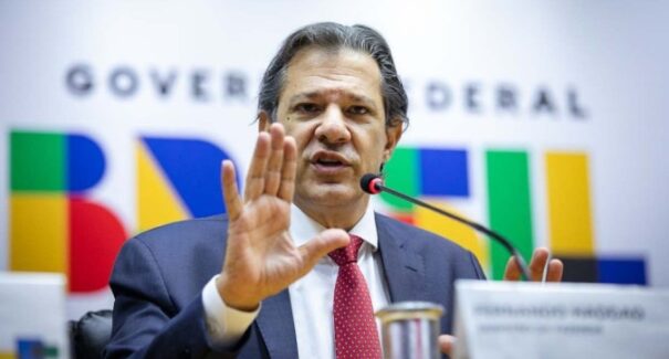 Haddad garante continuidade do programa Pé-de-Meia, apesar do bloqueio de R$ 6 bilhões pelo TCU